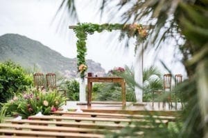 gazebo em local casamento na praia do rosa