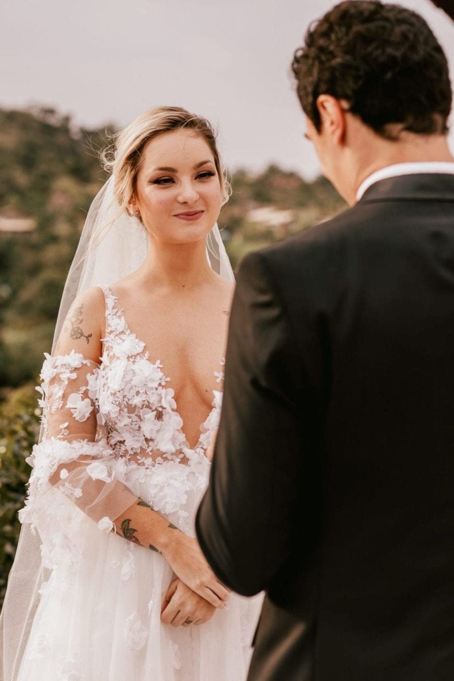 casamento na praia com chuva