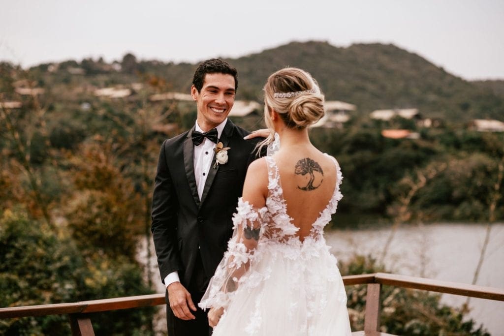 casamento na praia com chuva