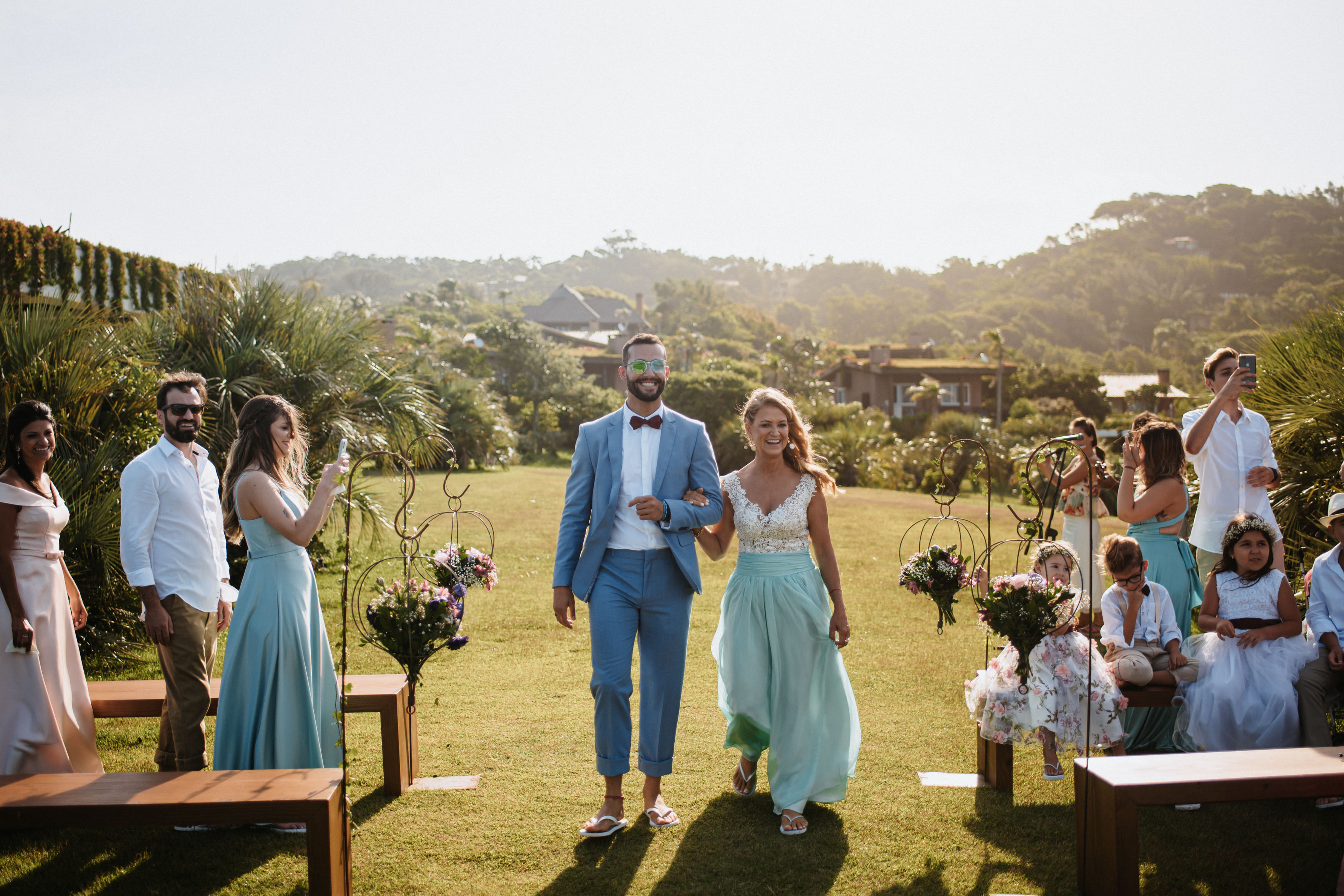 óculos de sol casamento na praia