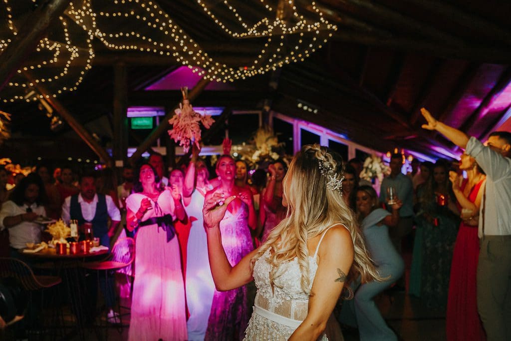 Lugar para casamento na praia: o que considerar na escolha