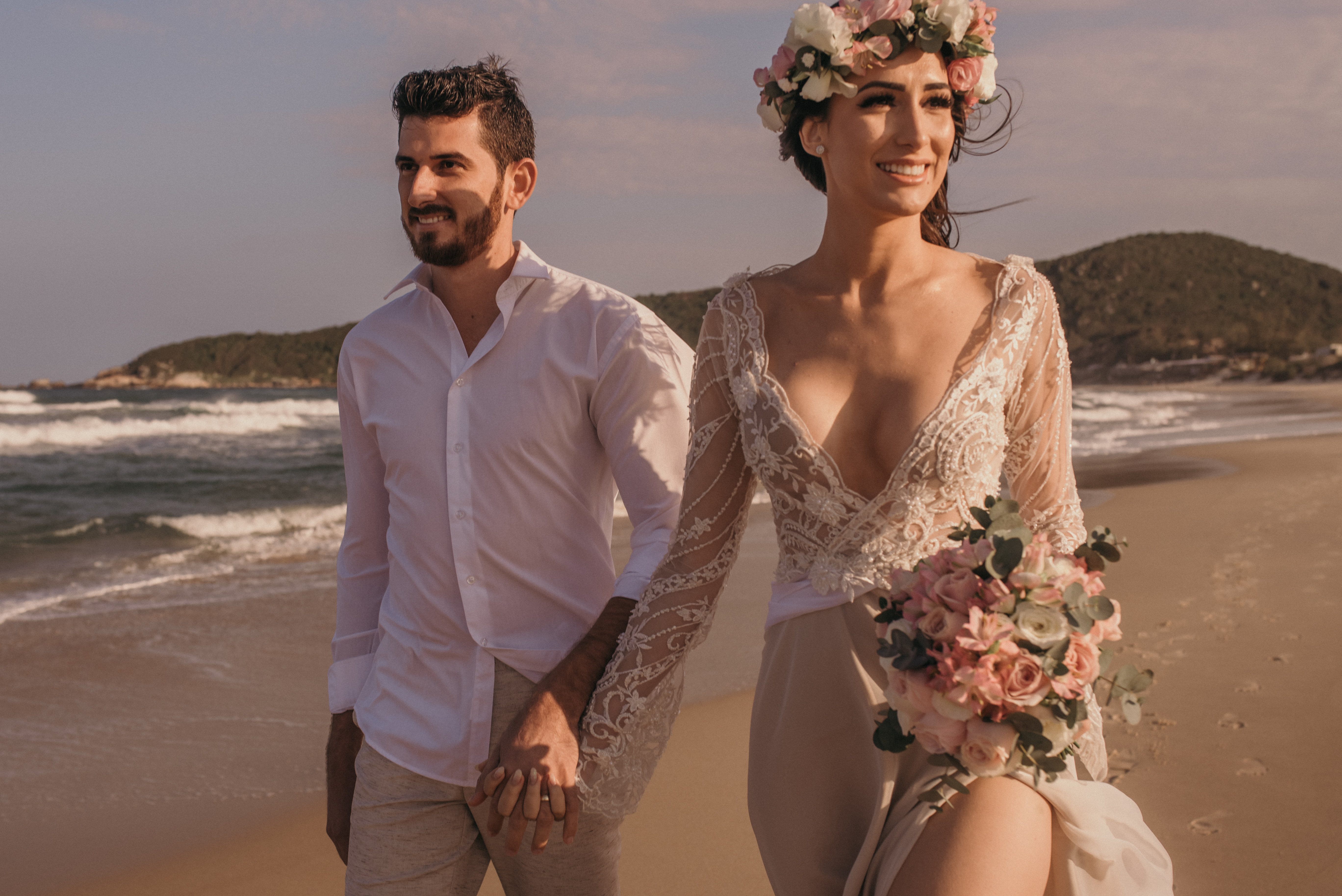 Veja 5 acessórios para casamento na praia que são indispensáveis